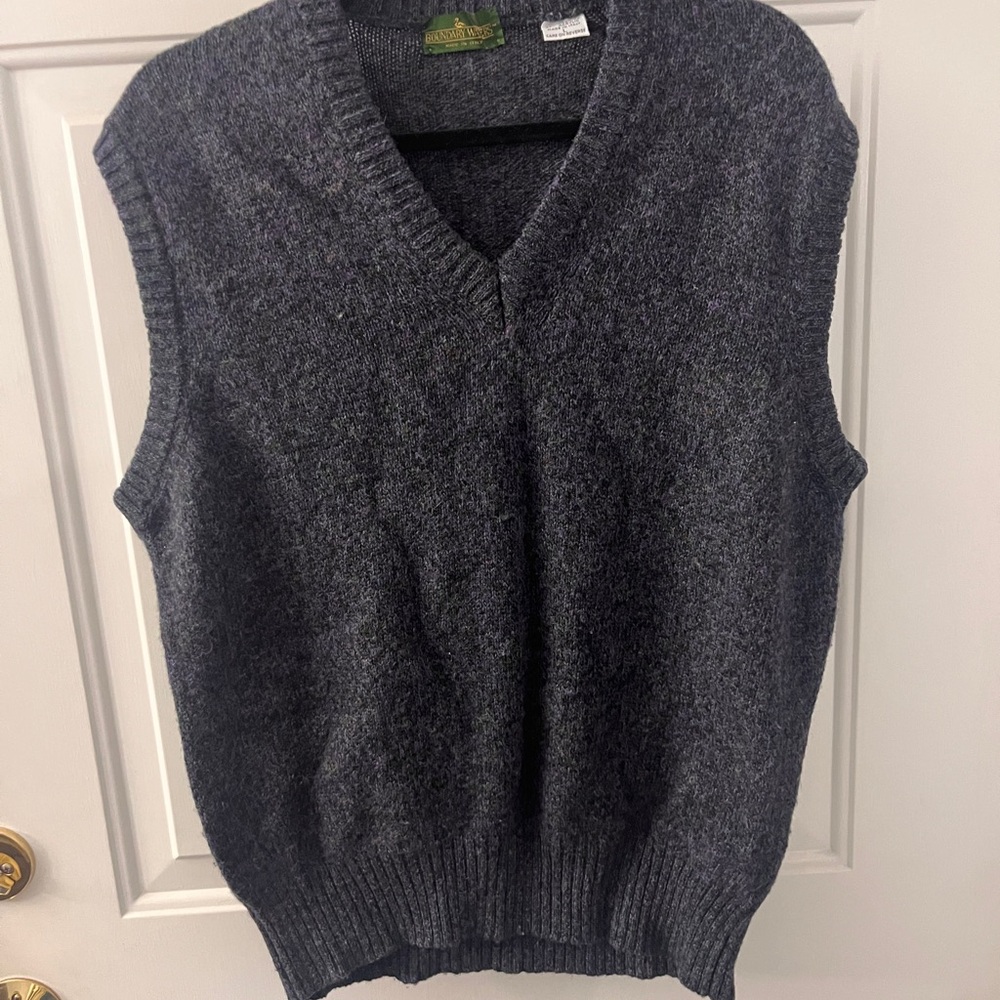 Boundary Waters Men's Gray Sweater Vest